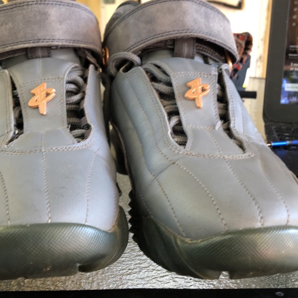 NIKE Air Pennys IV 4 Wolf Grey Metallic Cooper Basketball Sneakers - Picture 10 of 11